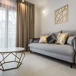 Golden Apartment Old Town Rakowicka Deluxe WAWELOFTS
